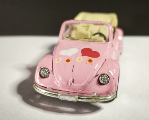 McToy-VW-Käfer-1303-Cabriolet-pink-004