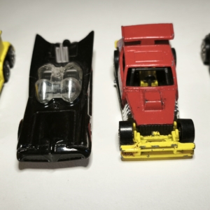 Hot Wheels Konvolut 70er 80er 1:64 Batmobil '37 Bugatti 4 Autos Kult